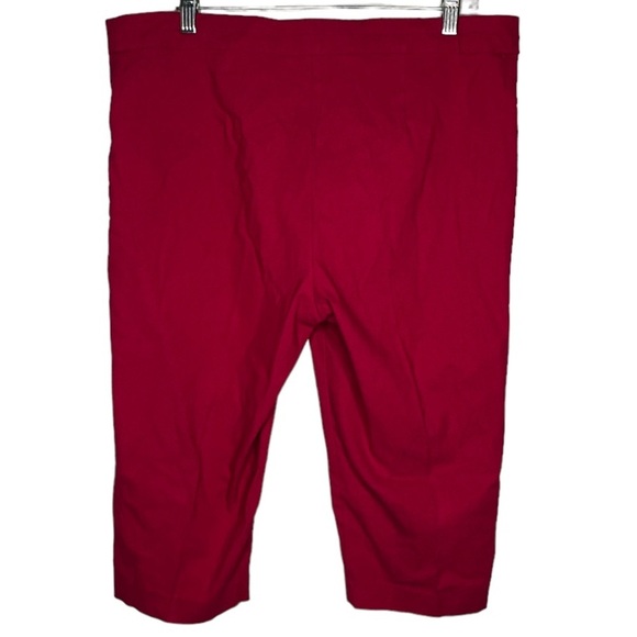 89th & Madison Pink Capri Pants - Picture 5 of 5